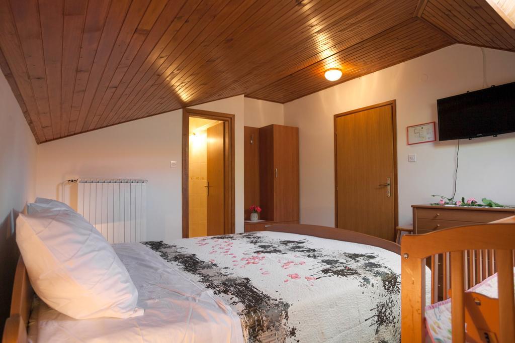 Janezinovi House Pension Ratecevo Brdo Buitenkant foto